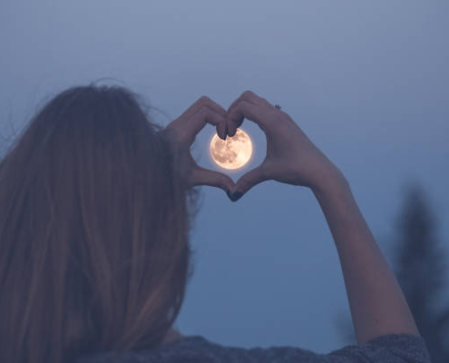 Ejercicios de Escritura Terapéutica Según tu Luna. Psicología astrológica